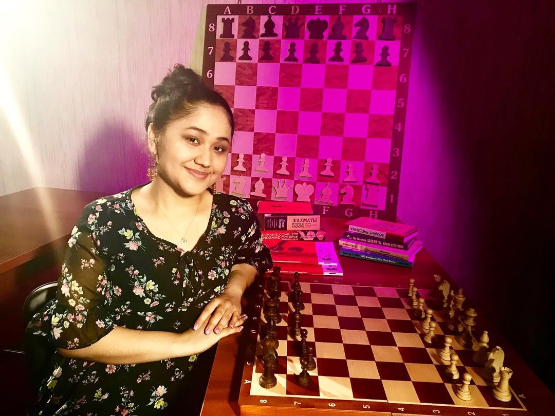 The Queen's Gambit: a female chess prodigy