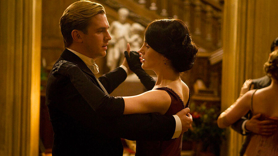 two people dancing screenshot from downtown abbey