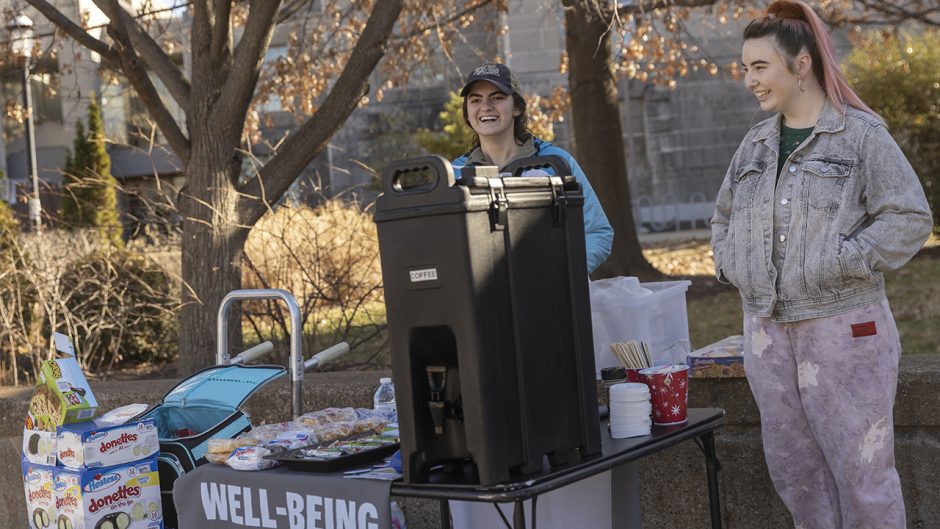 Meg Rubino (left) and Annie Culbert (right) host a table for students to have snacks before finals at Speaker Circle Dec. 13, 2021. Sam O'Keefe/University of Missouri