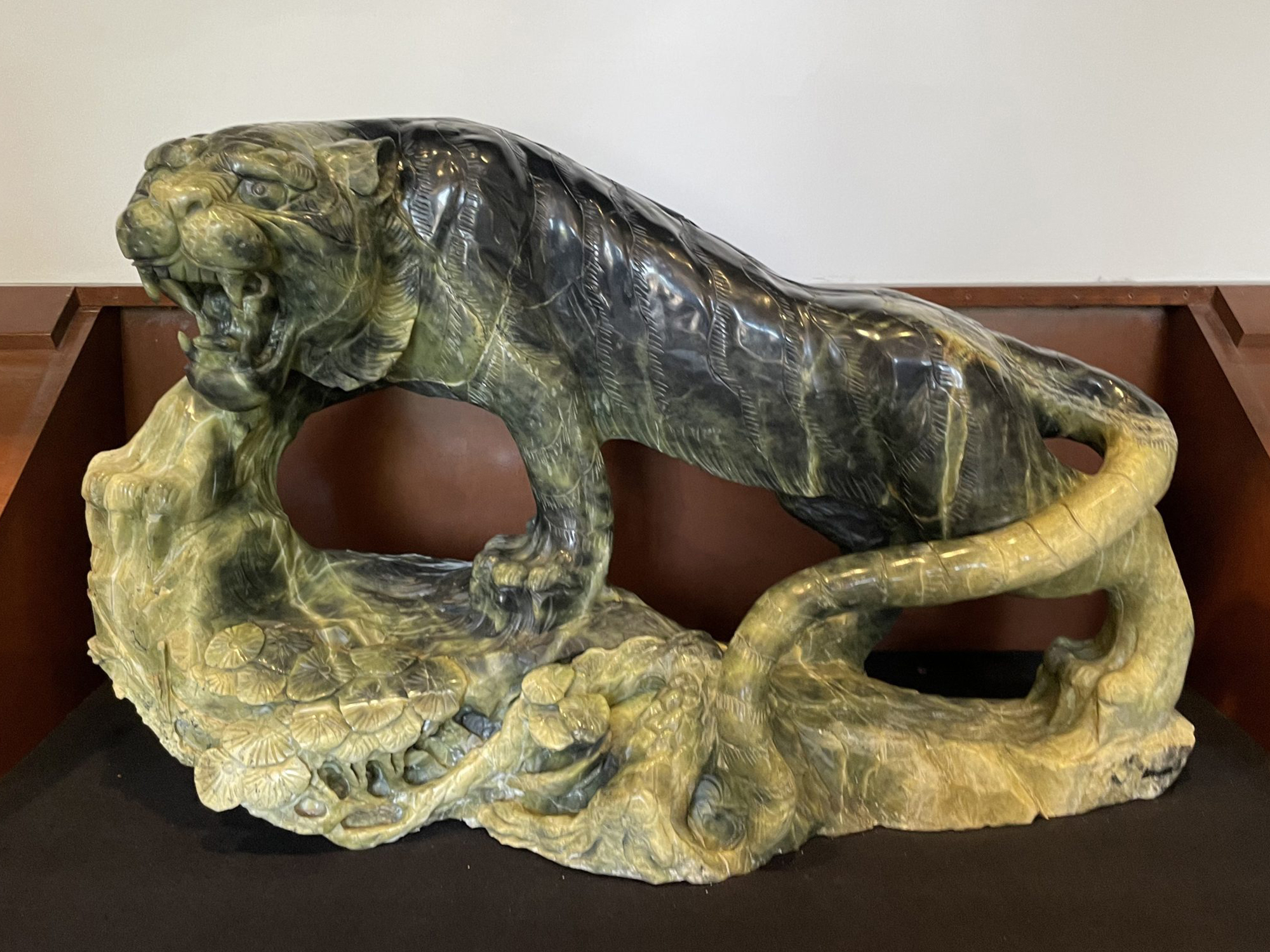 Tiger sculpture made of jade