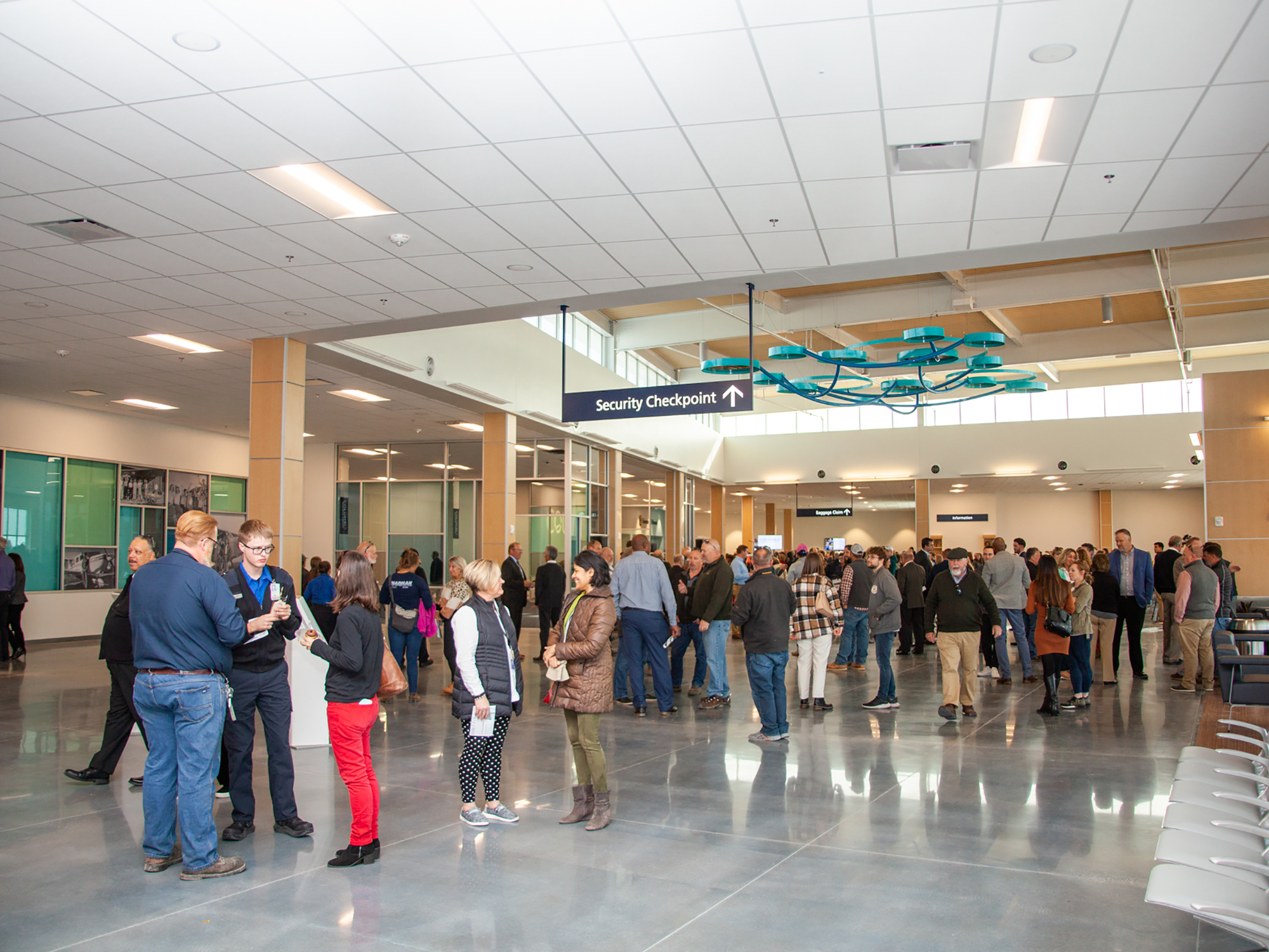 Photo Gallery Columbia Regional Airport Terminal Grand Opening Show   101922Airport5 