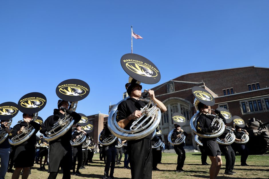 Photo Gallery: Marching Mizzou At The Macy’s Thanksgiving Day Parade ...