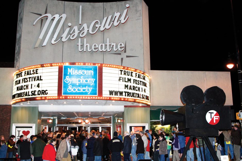people outside the Missouri Theatre