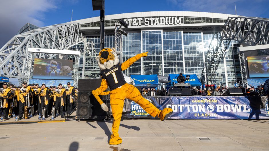 Truman cheers at Battle of the Bands at AT&T Stadium in anticipation of the Cotton Bowl between Mizzou and Ohio State.