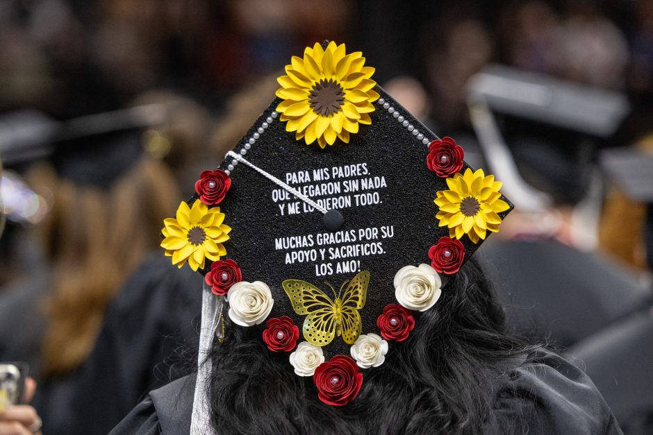 Mortar board decorated with flowers 