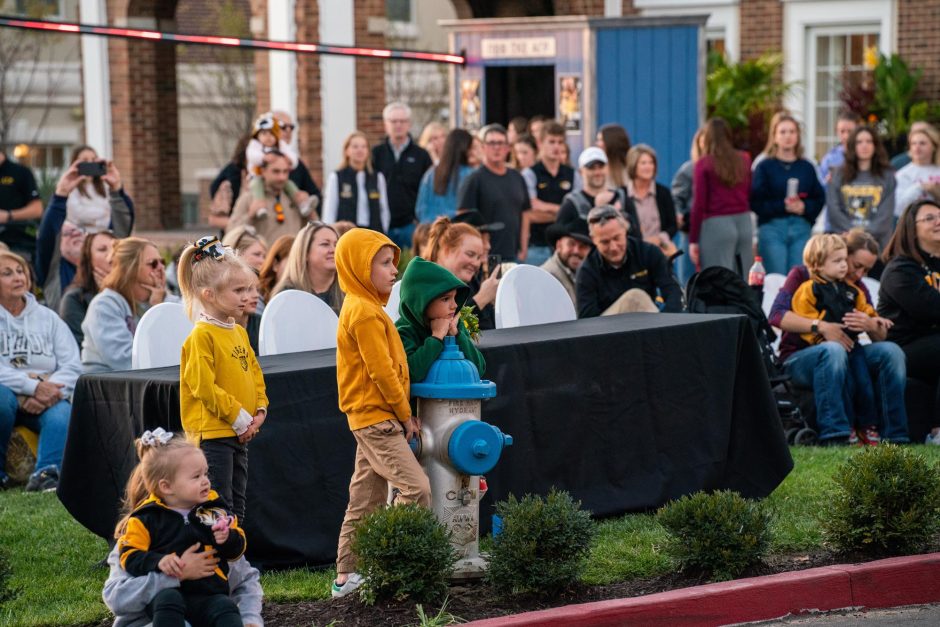 Children in crowd