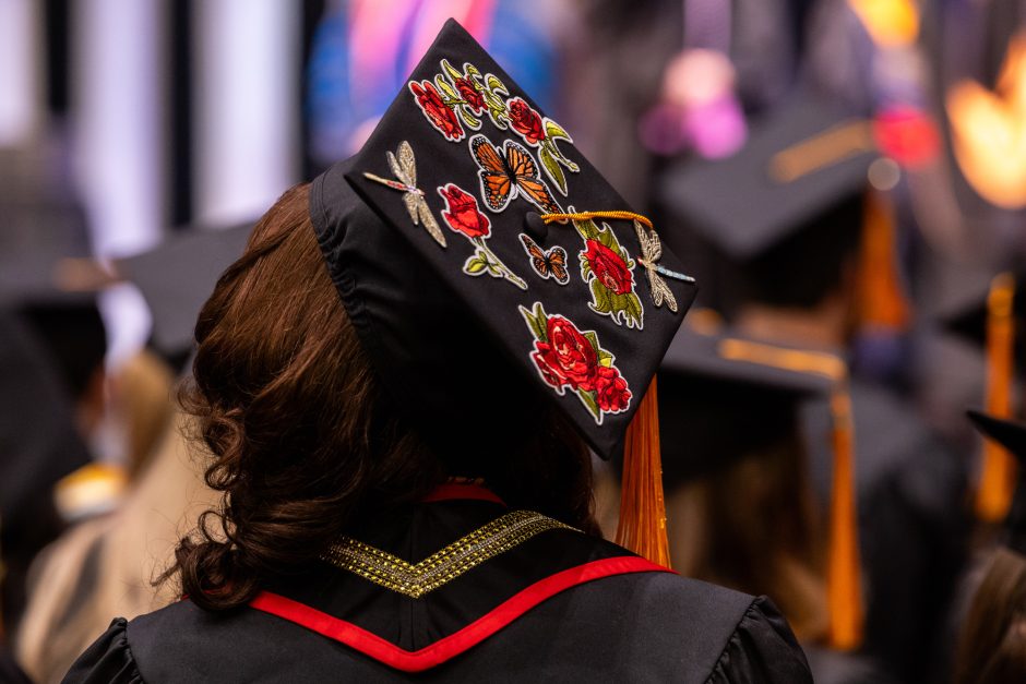 Mortar board decorated with flowers