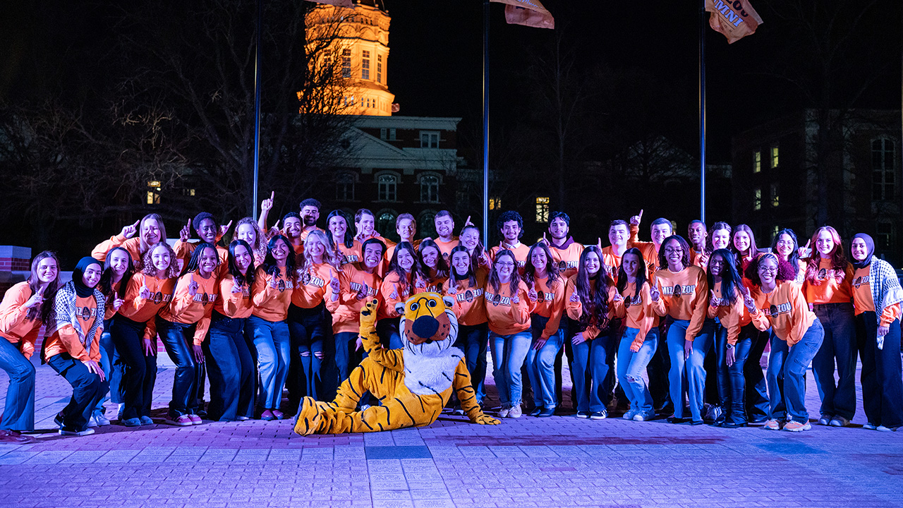 Group of students with Truman Tiger