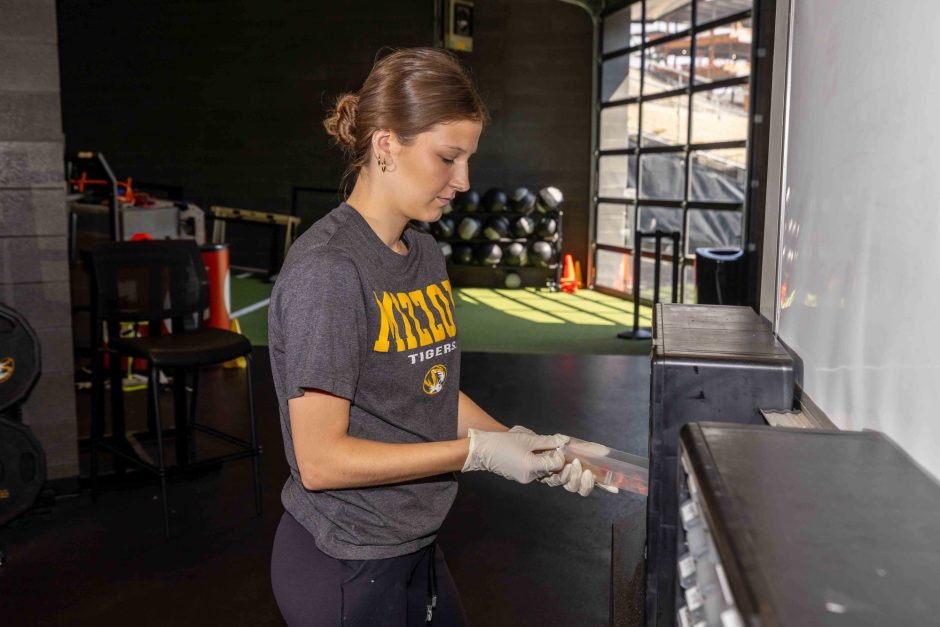 A student in a Mizzou t-shirt