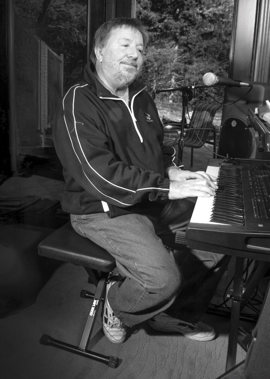 Jack Smith playing the keyboard