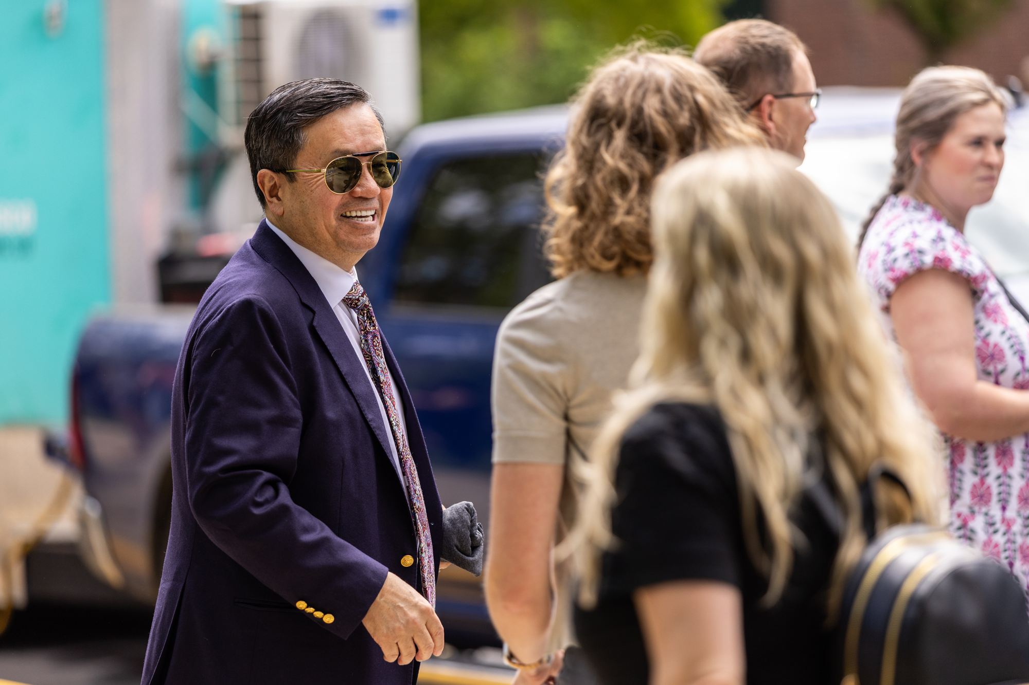 President Mun Choi greets faculty