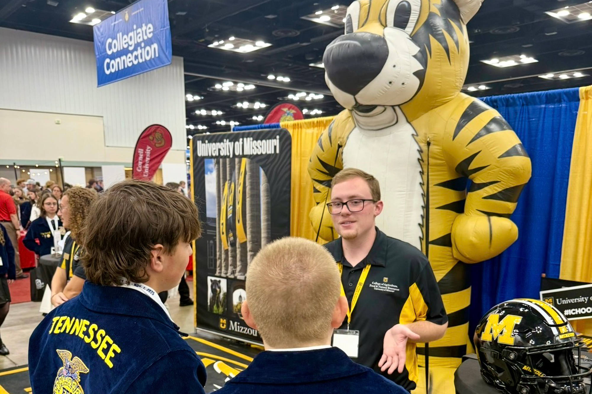 Charlie Lewis at FFA convention
