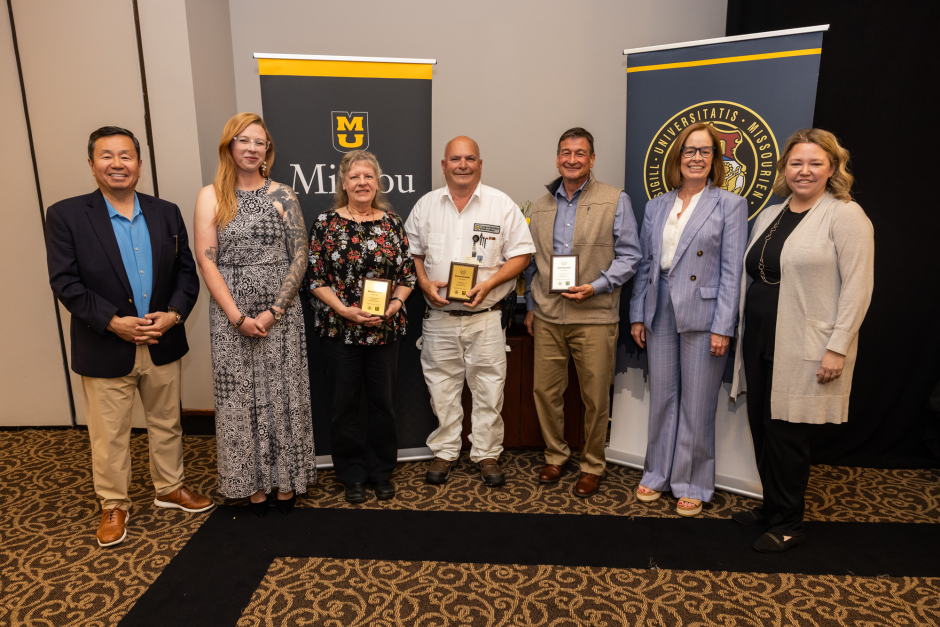 Employees celebrating 40 years with university leaders