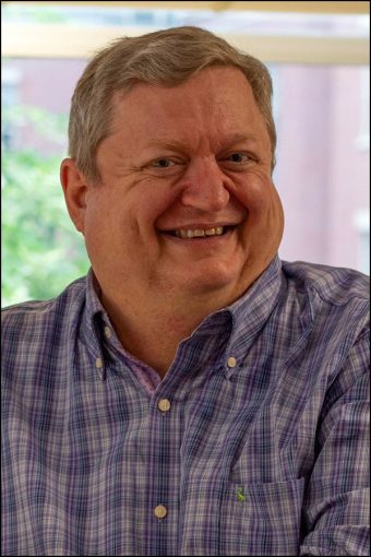 Darren Hellwege headshot