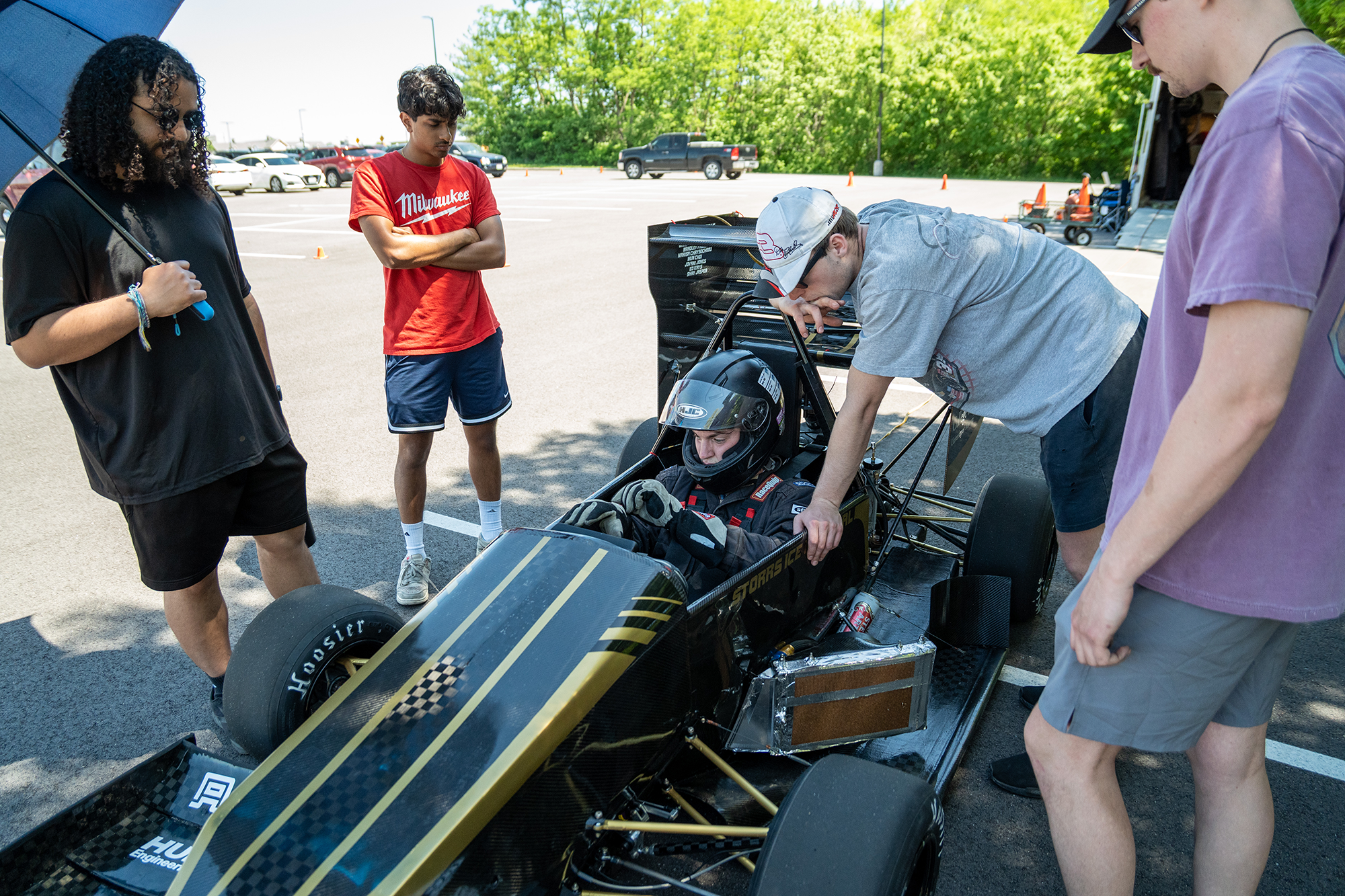 080526_carS3 Mizzou students test driving a race car they built.