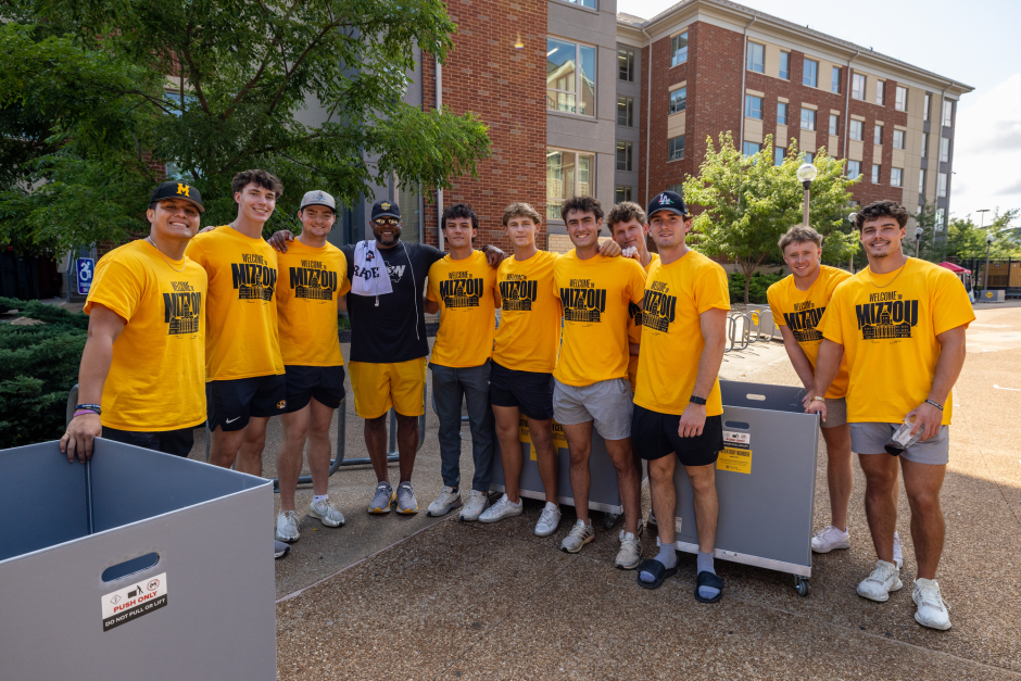 Volunteers at Move-in Day