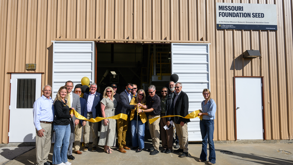 Ribbon cutting ceremony at Missouri Seed Foundation