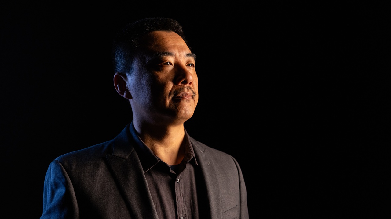 portrait of Haojing Yan
