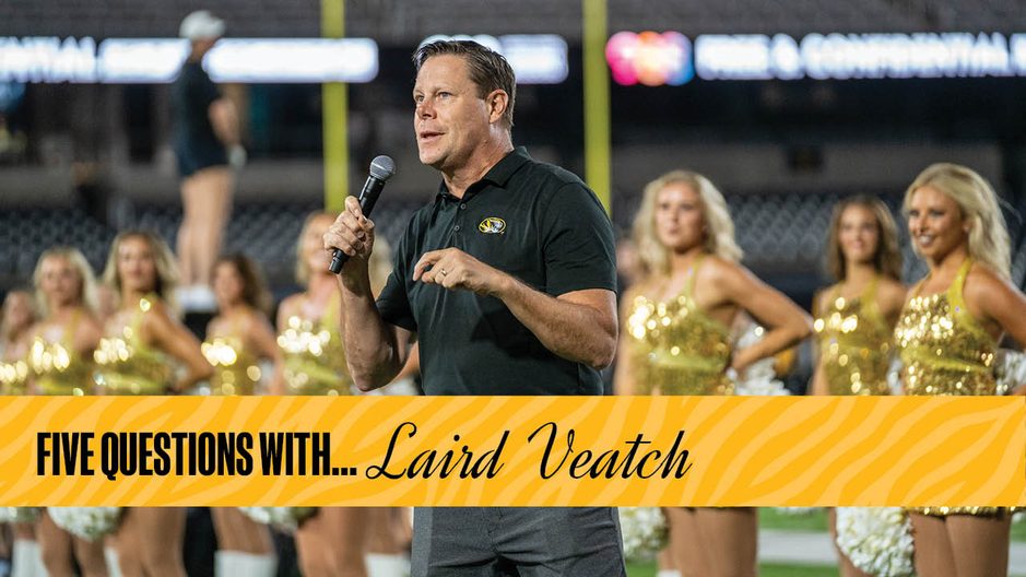 Laird Veatch addresses students at rally.